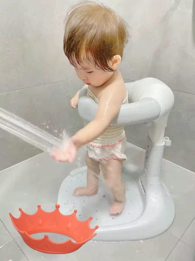 Blossombel Anti slip badstoel opvouwbaar - Knuffelbare bad toren - Verstelbare hoogte. Voor Baby's van 6 maanden tot 3Jaar - inclusief shampoo hoed- kroon hoed.