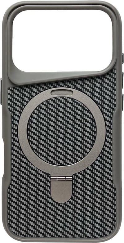 Hoesje Geschikt voor Apple iPhone 17 Pro - Zilver - Geschikt voor MagSafe - Luxe Casemania Carbon Back Cover met Kickstand Ring en Verhoogde Camera Veiligheidsranden