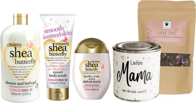 Treaclemoon Cadeauset Shea Butter & Thee Mama - Treaclemoon Bath&Shower Creamy Shea Butterfly - Treaclemoon Hand Cream Creamy Shea - Treaclemoon Body Scrub Creamy Shea - ARELO Lieve Thee Zakje