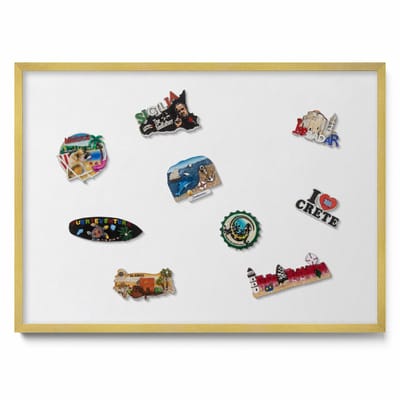 Tulup Magneetbord met Gouden Frame - Wit Magnetisch Bord in Verschillende Kleuren - 70 cm x 50 cm - Kleur wit - Magnetisch Bord voor Magneten - Magneetbord voor Foto's en Notities - Magneetbord voor Reissouvenirs