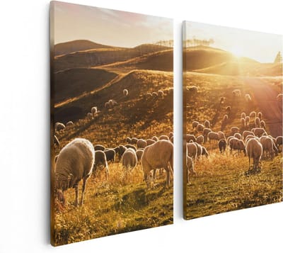 Artaza Canvas Schilderij Tweeluik Schapen in de Heuvels bij Zonsondergang - 80x60 - Foto Op Canvas - Canvas Print