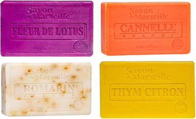 Set Marseille zeep 4 x 100 gram in geuren lotusbloem-kaneel-roosmarijn-thym citroen