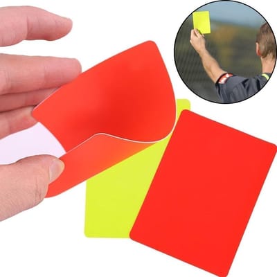Set van 10 scheidsrechterskaarten, 5 gele en 5 rode kaarten, waterdichte en duurzame sportkaarten voor trainingen en wedstrijden, 9 x 6.5 cm