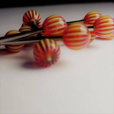 Aramat Jewels | Tongpiercings | Geel-rode Streepjes Tongpiercing | | | |6mm | Staal | Volwassenen | Verkleurd niet