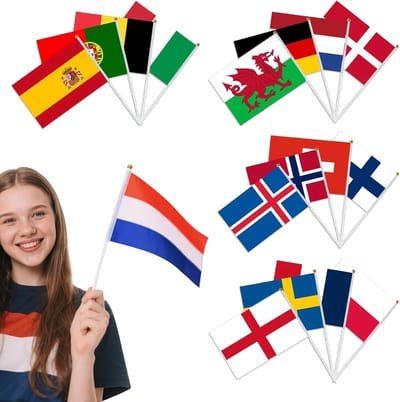 Set van 16 Kleine Vlaggen van Europese Landen, Handvlaggen voor het Vrouwenvoetbalkampioenschap, Ideaal voor Feesten en Decoraties