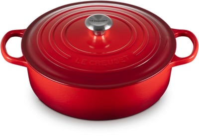 Le Creuset Gietijzeren Lage Braadpan 30 cm - Inductie - 6,2 L - Kersenrood