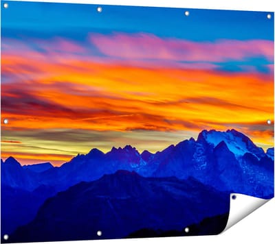 Gards Tuinposter Oranje Zonsondergang in de Bergen - 120x90 cm - Tuindoek - Tuindecoratie - Wanddecoratie buiten - Tuinschilderij