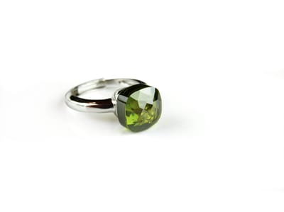 Ring in zilver model pomellato kaki groene steen