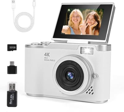 Een compacte 1080p HD digitale camera met een geheugenkaart van 32 GB - een 2,4-inch scherm dat 180° kantelbaar is en 8x digitale zoom. Geschikt voor kinderen - tieners en beginners (wit).