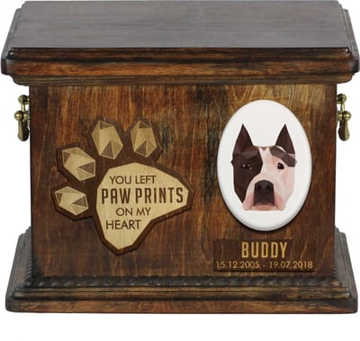 Persoonlijke urn voor American Staffordshire Terrier met gravure