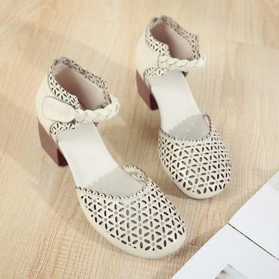 Nieuwe Zomer Casual Rundpees Zool Dames Schoenen Echt Leer Vissenbek Sandalen Dames Dikke Hak Zachte Zool Moeders Schoenen Gaten Schoenen 35 white
