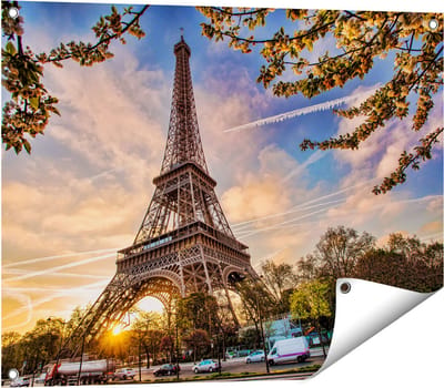 Gards Tuinposter Eiffeltoren in Parijs tijdens Zonsondergang - 80x60 cm - Tuindoek - Tuindecoratie - Wanddecoratie buiten - Tuinschilderij