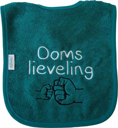 Lake green slab met "Ooms lieveling" - oom, kraamcadeautje, verjaardag, cadeautje, baby, groen