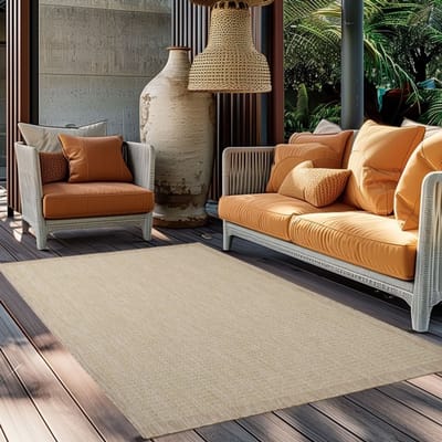 Buitenkleed, beige van kleur, gemaakt van polypropyleen, voor keuken en balkon, UV-bestendig. 140x200 cm