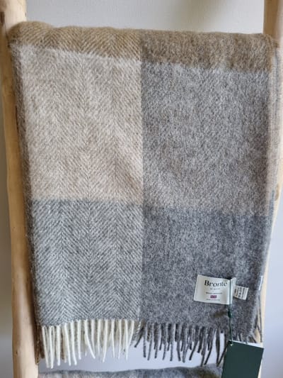 Wollen Plaid - BLOCK Check Natural - 140x185cm - Bronte x Plaids.shop