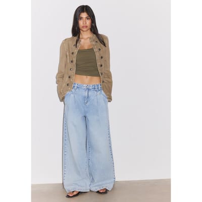 Stradivarius Wide-leg jeans met plooien  LICHTE MIDDENBLAUWE DENIM WASSING 34