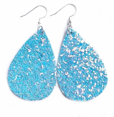 Akyol - Oorhangers kerst - oorhanger -Blauwe oorhanger - blauwe oorbel - glitter oorbel - blauw oorbellen - glitter - kerst - sieraad - oorhangers