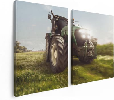 Artaza Canvas Schilderij Tweeluik Tractor op het Gras - Trekker - 120x80 cm - Wanddecoratie Woonkamer - Schilderijen - Muurdecoratie