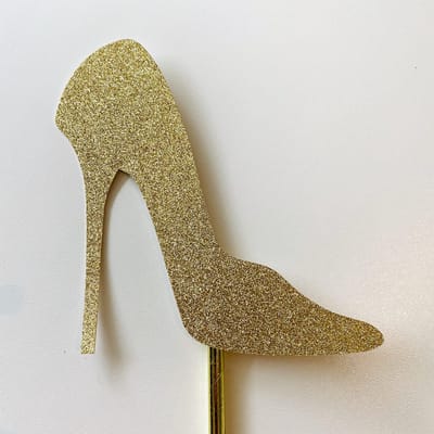 Taartdecoratie versiering| Taarttopper | Cake topper | Taartversiering I Hoge pump| Goud glitter | karton | 12 cm