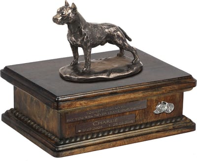 Persoonlijke urn voor American Staffordshire Terrier met beeldje en hout
