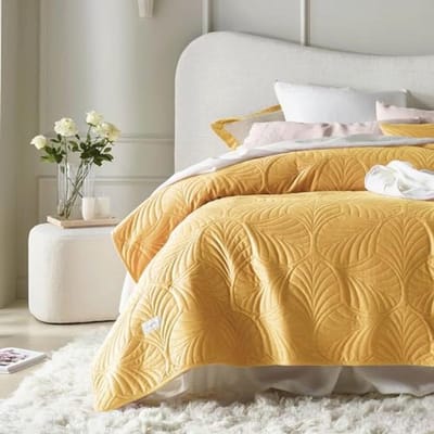 Elegante Mosterdkleurige Sprei 200 x 220 cm - Veelzijdige Woondeken als Bedsprei of Banksprei