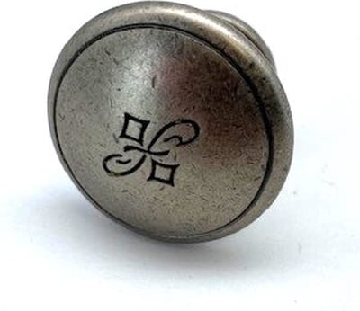 Knop Grijs / IJzerkleurig klassiek rond bewerkt 25mm