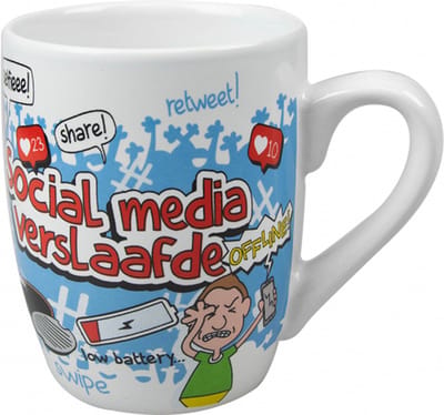 Mok - Snoep - Social media verslaafde - Cartoon - In cadeauverpakking met gekleurd lint