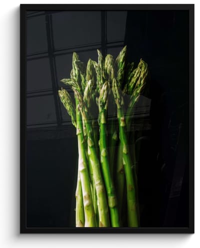 Poster in lijst - Fotolijst 50x70 cm - Posters - Asperges - Felgroen - Posterlijst zwart - Decoratie - Wanddecoratie woonkamer - Muurdecoratie slaapkamer