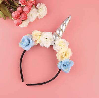 CHPN - Unicorn diadeem - Eenhoorn haarband - Diadeem met bloemen en hoorn - Zilveren hoorn - Kinderfeestje - Cadeautje - Zilver - Diadeem met bloemen