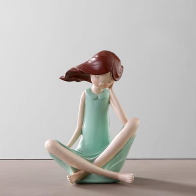 Schattig Meisje Hart Meisje Kleine Ornamenten Hars Ambachten Creatieve Kinderkamer TV-meubel Bureau Zachte Decoraties