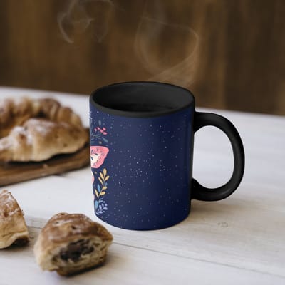 Magische Mok - Foto op Warmte Mokken - Koffiemok - Vlinder - Maan - Bloemen - Sterrenhemel - Magic Mok - Beker - 350 ML - Theemok
