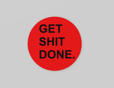 Rond Schilderij - Get Shit Done - Rode achtergrond - Rode Muurcirkel -40 cm