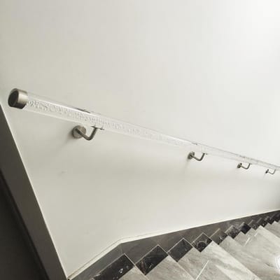 Trapleuning Acryl - Veiligheidsleuning Muur - Veilig Lopen Trap - Sterke RVS Beugels - 5 cm Dik - Transparant