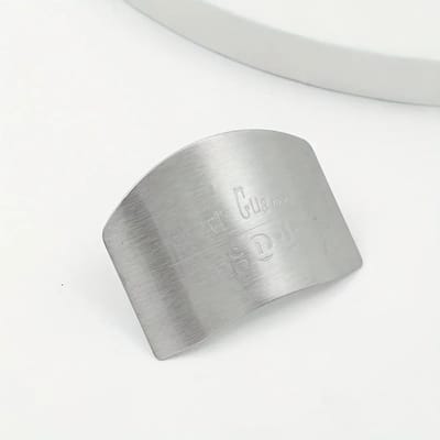 Vingerbeschermer Roestvrij Staal Gereedschap Vingerbeschermer Veiligheid Snijden Groenten Duimbeschermer Keukengereedschap Keukenaccessoires Gadgets white