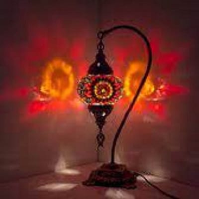 Turkse lamp - tafellamp boogmodel rood - 1 stuk - handgemaakt en uniek design
