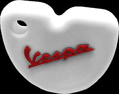Vespa Siliconen Sleutelhoesje - Wit met Rode letters - Wit met Rood