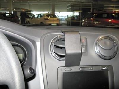 Brodit ProClip houder geschikt voor Dacia Logan/ Sandero 2013-2021 Center mount