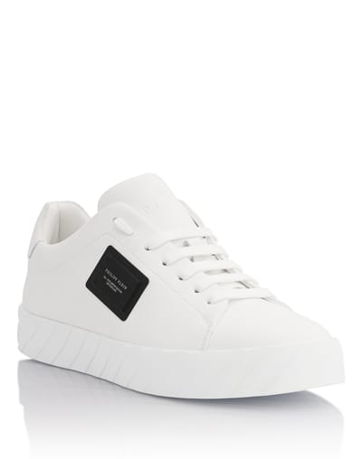 Lo-Top Sneakers Placca