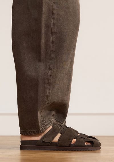 Manfield - Heren - Donkerbruine suède slippers - Maat 40