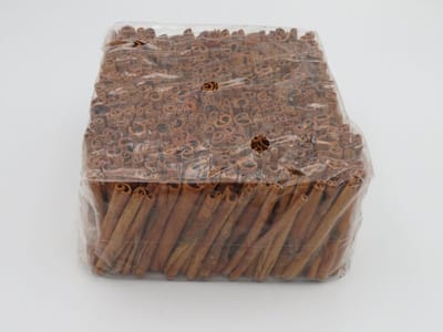 1Kg Kaneel stok A/AA 8 CM - kaneel - cinnamon - decoratie - geur - stok - kerst - decoratie - bloemstuk accessoires