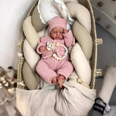 Levensechte Babypop - Pasgeboren Meisje - Kind Ontwikkeling - Volledig Vinyl - 50 cm - Roze Outfit