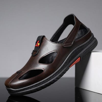 Zomer Nieuwe Sandalen Modetrend Leren Schoenen Baotou Strandschoenen Ademende Holle Gaten Schoenen Heren Leren Schoenen 41 black