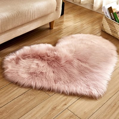 Qelus Roze Modern Hartvormig Vloerkleed met Lange Pluizen - Wasbaar - Hoogpolig Vloerkleed - Zacht fluffy Decoratie - Voor Stoel, Bank of Bed - 30x40 cm