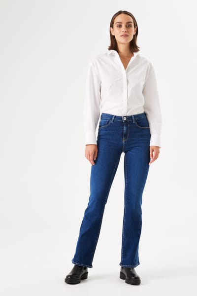Celia 245 Superslim Flared Jeans - Dark Used