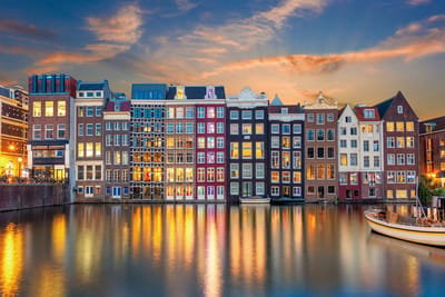 Glasschilderij - 120x80cm - Grachtenpanden- Amsterdam