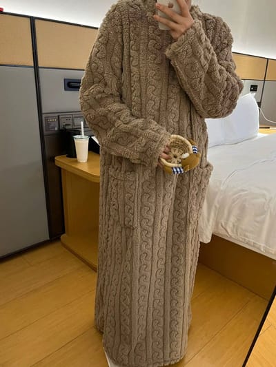 Warme dikke badjas dames maat L | Koraal fluweel gewatteerd | Plus size winter homewear | Comfortabele gewatteerde pyjama jurk met strepen