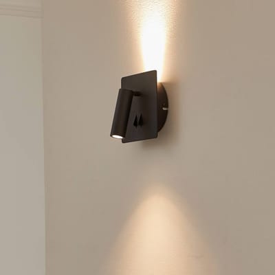 Lucande LED wandlamp Magya, zwart 2-lamps, hoekig