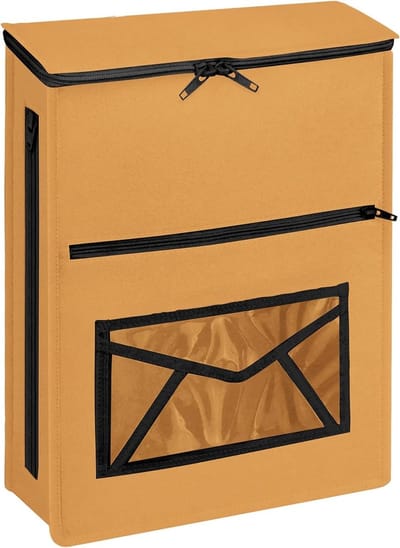Bruine vilten brievenbusvanger voor UPVC, glas, hout en metalen deuren - postvanger binnen - zelfklevend of hangend