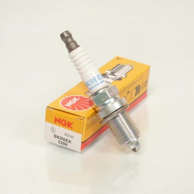 Bougie d'allumage NGK pour Deux Roues BMW Après 1998 BKR6EK / 2288 / Par 10 Neuf