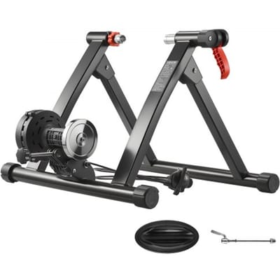 VEVOR Fietsroltrainer voor 660,4-736,6 mm / 700C wielen, 6 weerstandsniveaus, opvouwbare magnetische fietstrainer Hometrainer met snelspanner en voorwielondersteuning Zwart